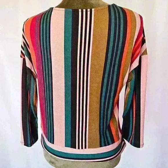 ✨Like New✨ Express Twist Front Striped V-Neck Blouse, Multi, Size S - Picture 2 of 6